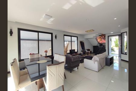 Casa de condomínio à venda com 255m², 3 quartos e 4 vagasFoto 31