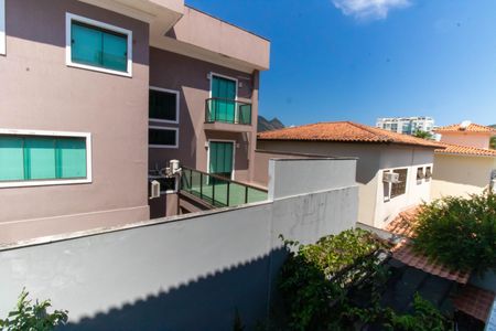 Casa à venda com 296m², 5 quartos e 4 vagasVista da Suíte 1