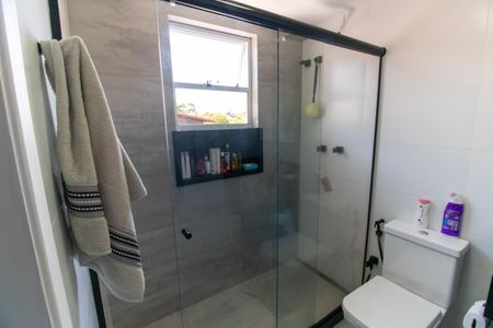 Casa à venda com 296m², 5 quartos e 4 vagasBanheiro da Suíte 3