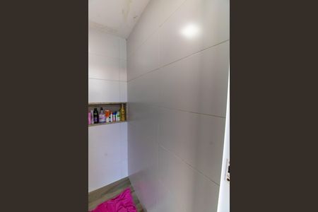 Casa à venda com 296m², 5 quartos e 4 vagasBanheiro Externo