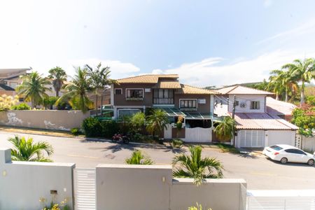 Casa à venda com 296m², 5 quartos e 4 vagasVista da Suíte 2