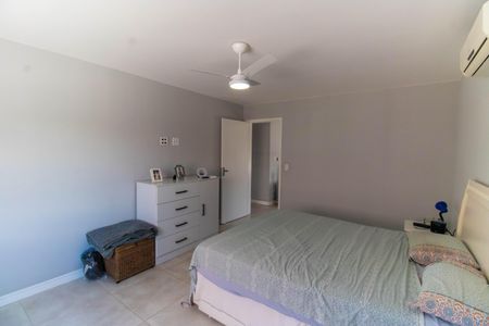 Casa à venda com 296m², 5 quartos e 4 vagasSuíte 1