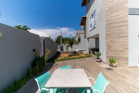 Casa à venda com 296m², 5 quartos e 4 vagasÁrea externa