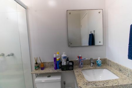 Casa à venda com 296m², 5 quartos e 4 vagasBanheiro Social