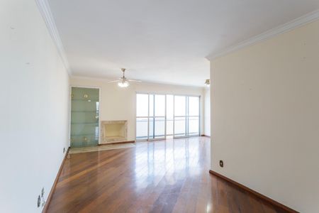 Apartamento para alugar com 180m², 4 quartos e 4 vagasSala