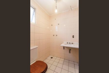 Apartamento para alugar com 180m², 4 quartos e 4 vagasBanheiro do Quarto 1