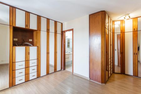Apartamento para alugar com 180m², 4 quartos e 4 vagasQuarto 2