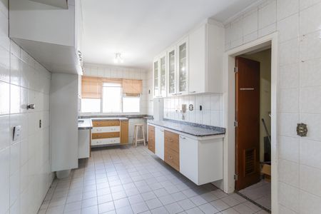 Apartamento para alugar com 180m², 4 quartos e 4 vagasCozinha