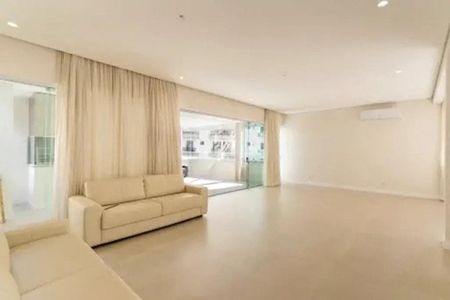 Apartamento à venda com 208m², 3 quartos e 2 vagasFoto 01