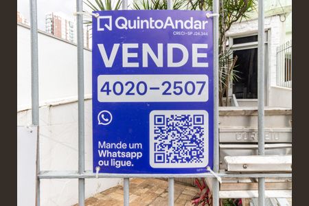 Casa à venda com 210m², 3 quartos e 3 vagasPlaquinha