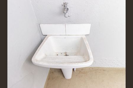 Casa à venda com 115m², 2 quartos e 1 vagaÁrea de Serviço