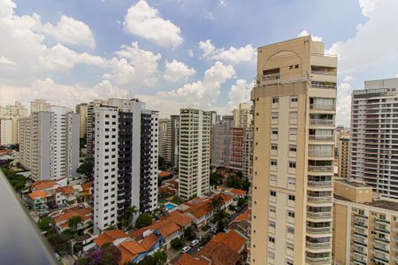 Apartamento à venda com 180m², 4 quartos e 3 vagas Apartamento à venda com 180m², 4 quartos e 3 vagasVista da Varanda