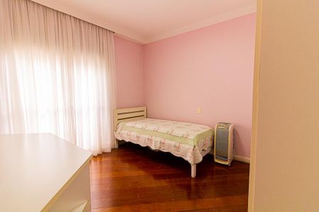 Apartamento à venda com 180m², 4 quartos e 3 vagas Apartamento à venda com 180m², 4 quartos e 3 vagasSuíte 1