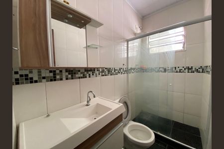 Casa à venda com 250m², 4 quartos e 1 vaga Casa à venda com 250m², 4 quartos e 1 vagaBanheiro