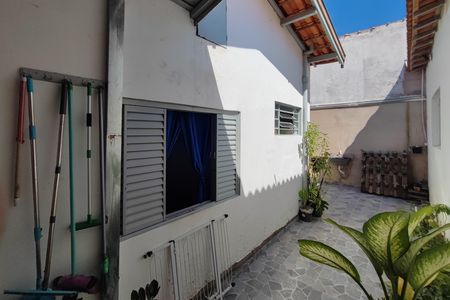 Casa à venda com 96m², 4 quartos e 3 vagasQuintal