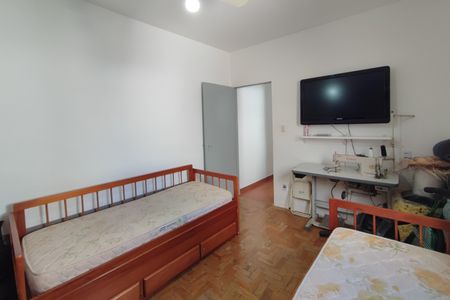 Casa à venda com 96m², 4 quartos e 3 vagasEdícula - Quarto