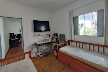 Casa à venda com 96m², 4 quartos e 3 vagasEdícula - Quarto