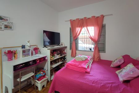 Casa à venda com 96m², 4 quartos e 3 vagasQuarto 2