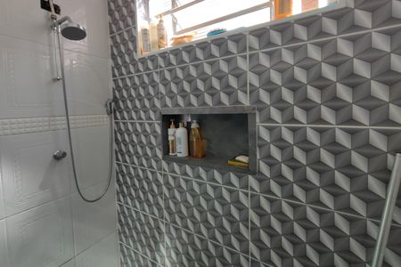 Casa à venda com 96m², 4 quartos e 3 vagasBanheiro