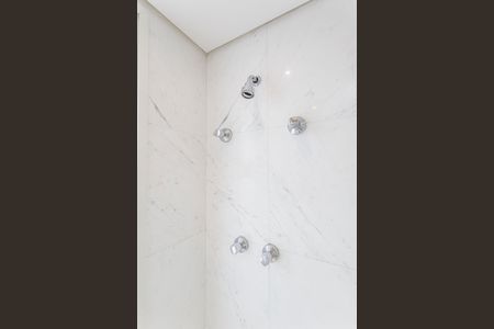 Apartamento para alugar com 123m², 2 quartos e 3 vagasBanheiro da Suíte 1