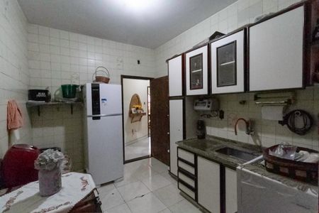 Casa à venda com 210m², 3 quartos e 2 vagas Casa à venda com 210m², 3 quartos e 2 vagasCozinha