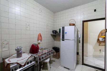 Casa à venda com 210m², 3 quartos e 2 vagas Casa à venda com 210m², 3 quartos e 2 vagasCozinha