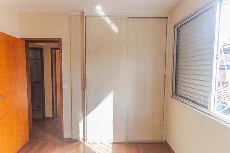 Apartamento à venda com 150m², 2 quartos e 2 vagas Apartamento à venda com 150m², 2 quartos e 2 vagasArmário da Suíte