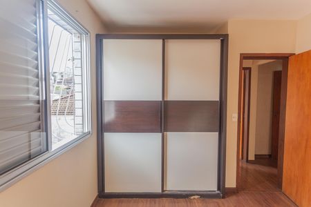 Apartamento à venda com 150m², 2 quartos e 2 vagas Apartamento à venda com 150m², 2 quartos e 2 vagasArmário do Quarto 2