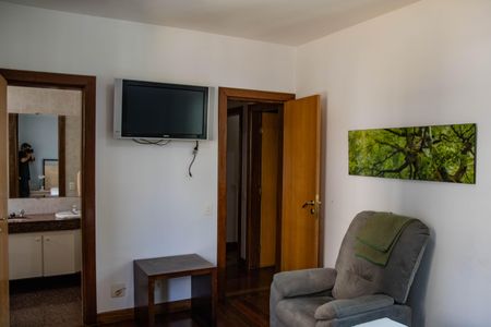 Apartamento para alugar com 150m², 4 quartos e 2 vagasSuíte