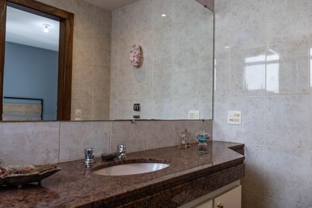 Apartamento para alugar com 150m², 4 quartos e 2 vagasBanheiro da Suíte