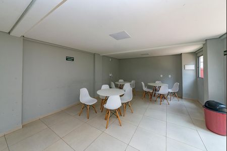 Apartamento para alugar com 60m², 2 quartos e 1 vagaÁrea comum - Salão de festas