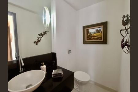 Apartamento à venda com 250m², 2 quartos e 1 vagaLavabo