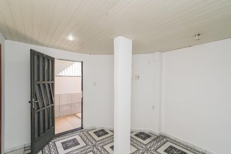Casa para alugar com 60m², 3 quartos e sem vaga Casa para alugar com 60m², 3 quartos e sem vagaSala