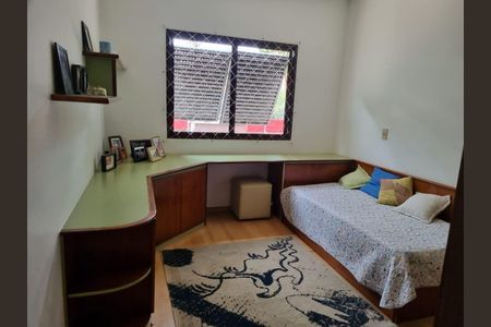Apartamento à venda com 180m², 4 quartos e sem vaga