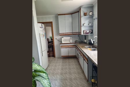 Apartamento à venda com 180m², 4 quartos e sem vaga