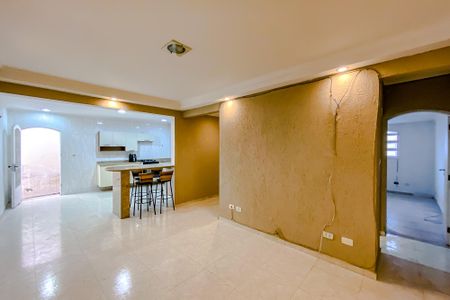 Casa para alugar com 150m², 3 quartos e 3 vagasSala