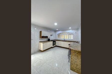 Casa para alugar com 150m², 3 quartos e 3 vagasCozinha