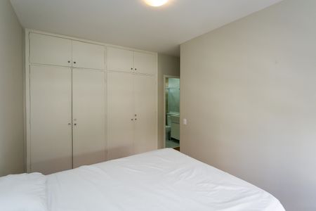 Apartamento à venda com 100m², 3 quartos e 1 vagasuíte