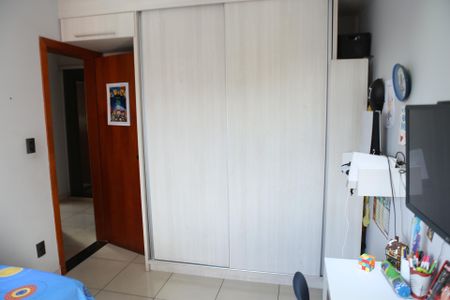 Apartamento à venda com 180m², 4 quartos e 2 vagasQuarto 1 