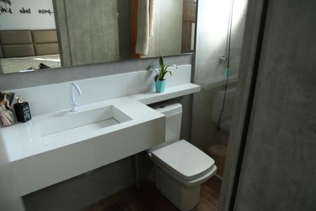 Apartamento à venda com 180m², 4 quartos e 2 vagasBanheiro da Suíte 1