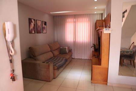 Apartamento à venda com 180m², 4 quartos e 2 vagasSala