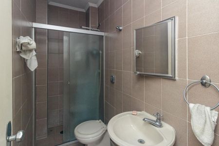 Apartamento à venda com 220m², 4 quartos e 4 vagasBanheiro de Serviço