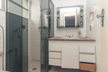 Apartamento à venda com 220m², 4 quartos e 4 vagasBanheiro 1 - Suíte