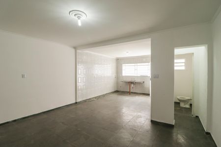 Casa à venda com 270m², 3 quartos e sem vaga Casa à venda com 270m², 3 quartos e sem vagaCozinha