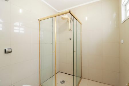 Casa à venda com 270m², 3 quartos e sem vaga Casa à venda com 270m², 3 quartos e sem vagaBanheiro da Suíte