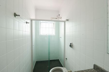 Casa à venda com 270m², 3 quartos e sem vaga Casa à venda com 270m², 3 quartos e sem vagaBanheiro Social