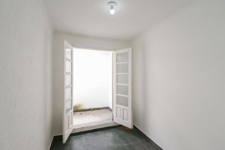 Casa à venda com 270m², 3 quartos e sem vaga Casa à venda com 270m², 3 quartos e sem vagaQuarto 2