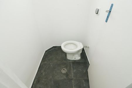 Casa à venda com 270m², 3 quartos e sem vaga Casa à venda com 270m², 3 quartos e sem vagaLavabo