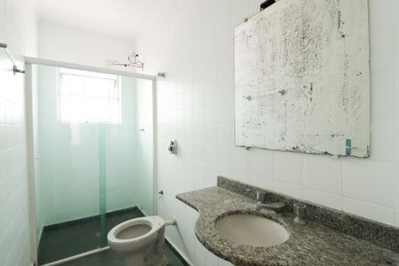 Casa à venda com 270m², 3 quartos e sem vaga Casa à venda com 270m², 3 quartos e sem vagaBanheiro Social