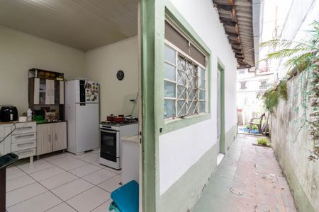 Casa à venda com 248m², 2 quartos e 3 vagasCorredor Lateral